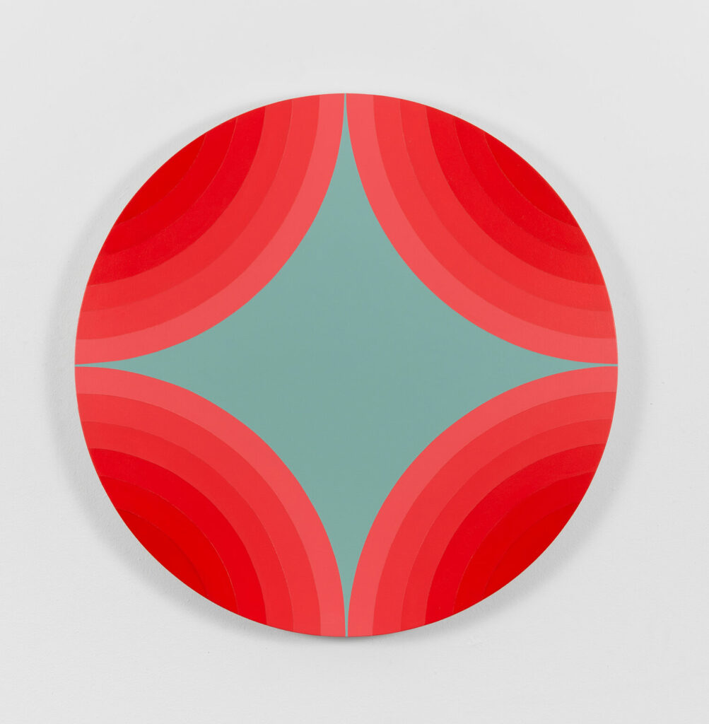 "4 circles make a star" - medium red version